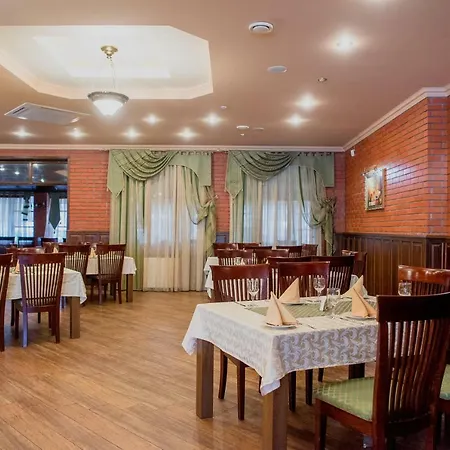 Zolota Gora Hotel-rancho Užhorod