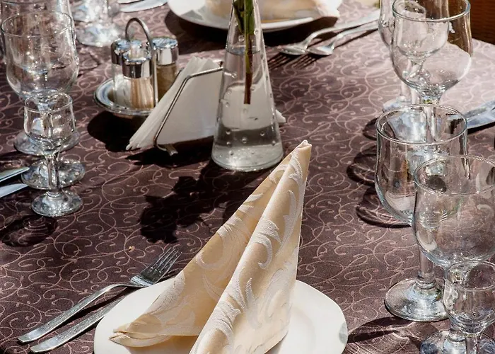 Otel Zolota Gora Hotel-rancho Ujgorod